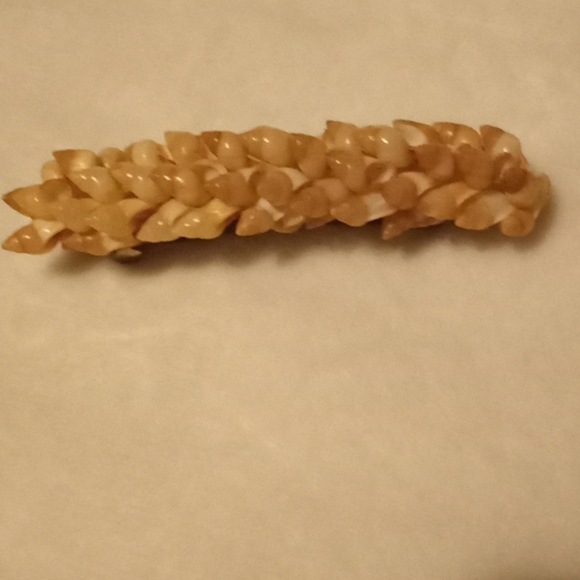 Shell Hair barrette - Picture 2 of 2